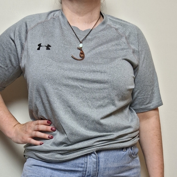 Under Armour Grey Loose Fit Short Sleeve Athletic Tee Shirt Size Medium - Picture 1 of 9